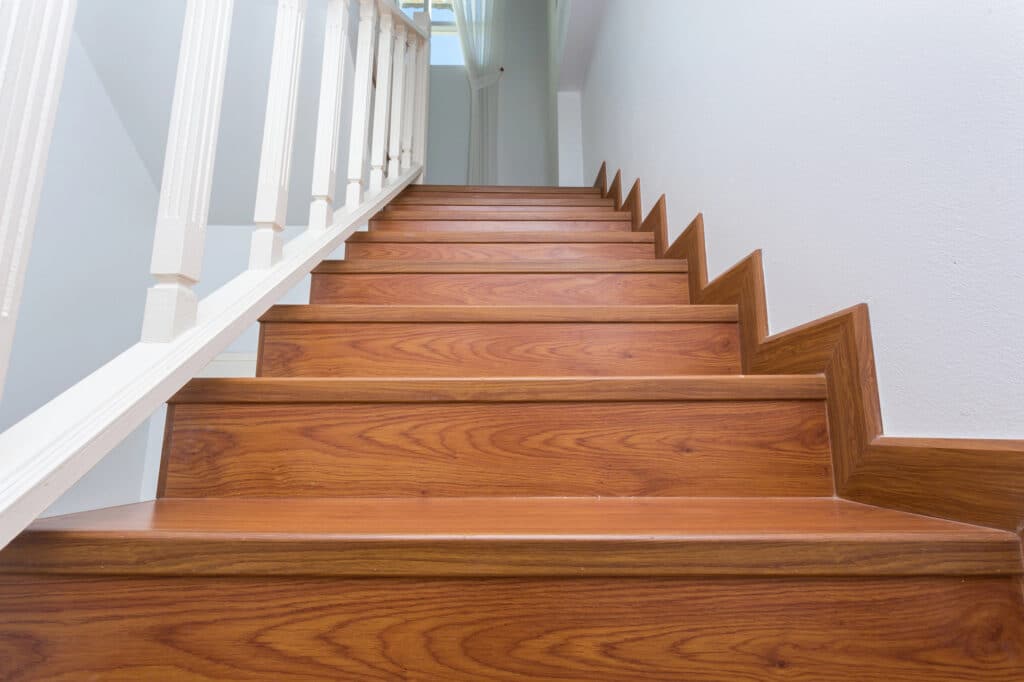 choosing-the-right-finish-for-your-stair-treads